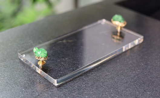 Bandeja em Acrílico com Alças de Pedra Natural – 30 cm