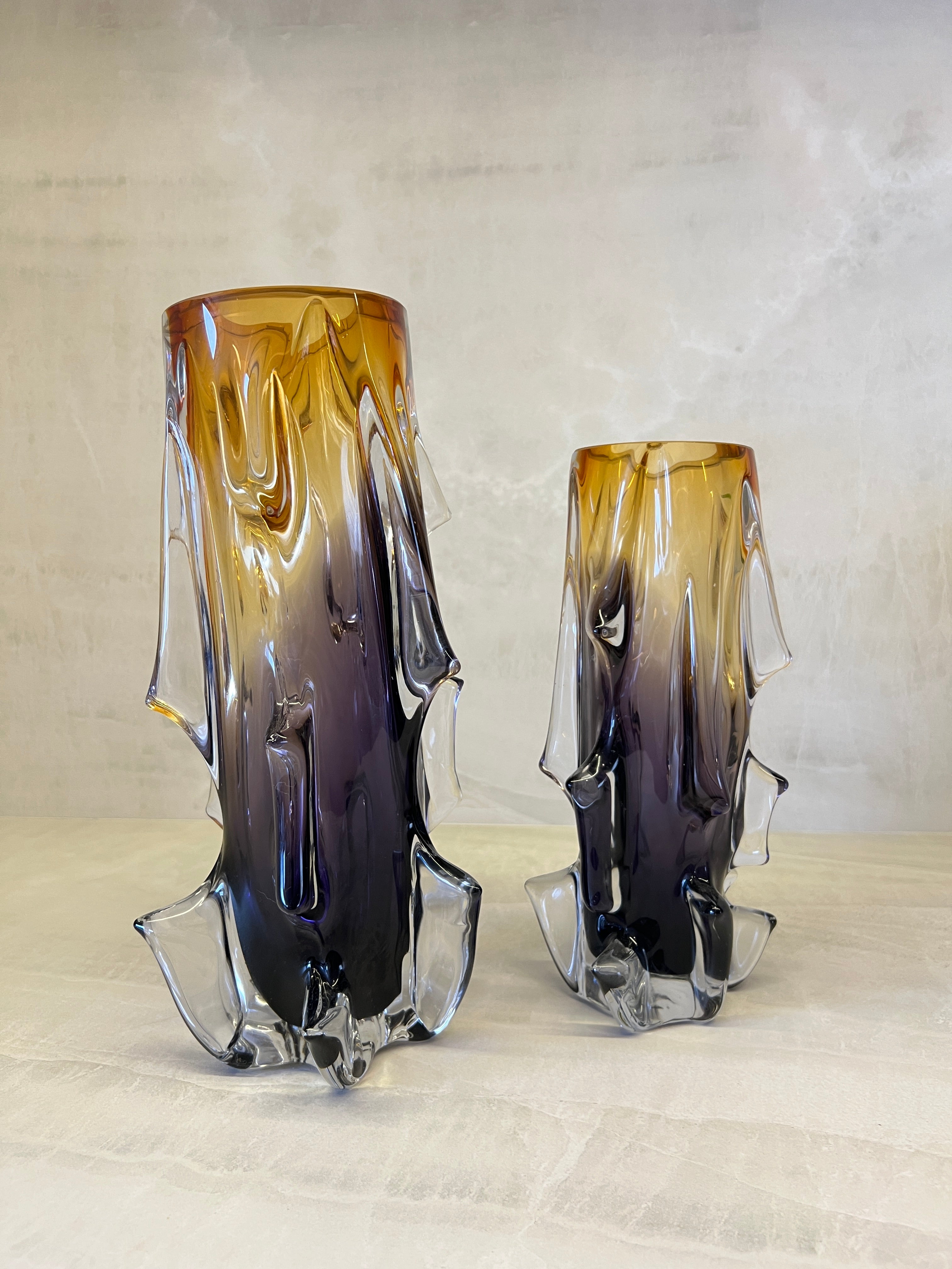 Vaso Ravello Vidro Murano – Tamanhos P e M (Âmbar com Roxo ou Cinza Quartzo)